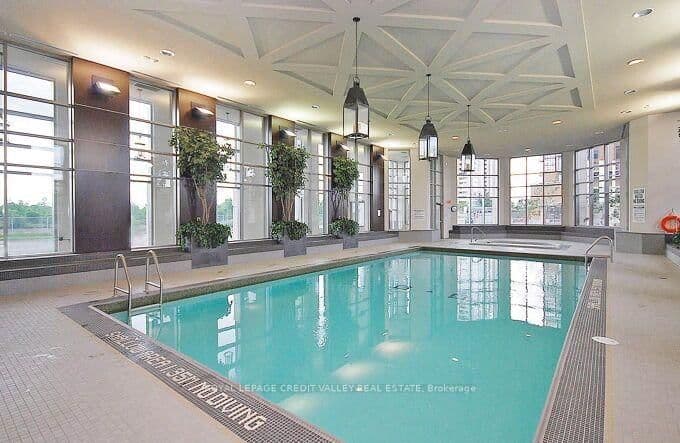 388 Prince Of Wales Drive, Unit 1706 thumbnail 38
