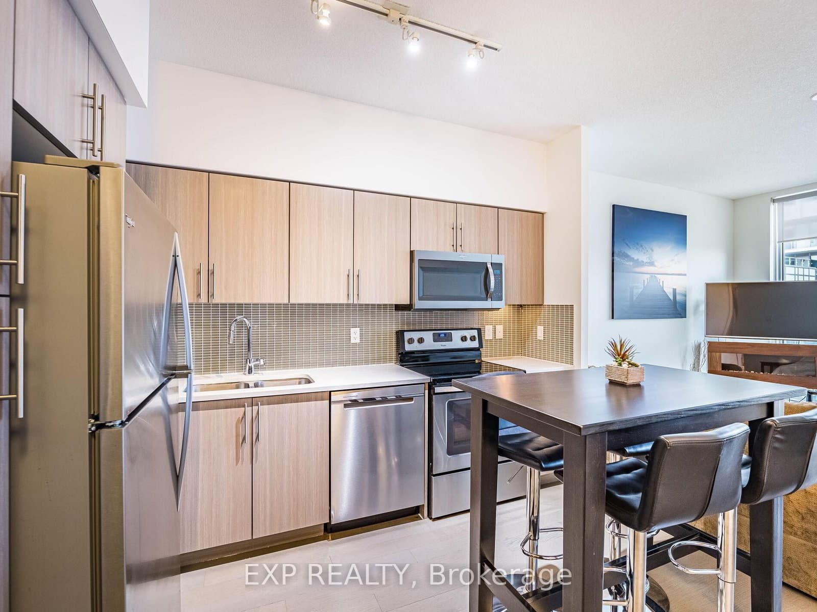 55 Speers Road, Unit 502 thumbnail 15
