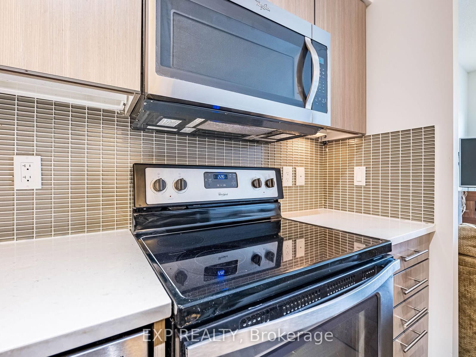 55 Speers Road, Unit 502 thumbnail 19