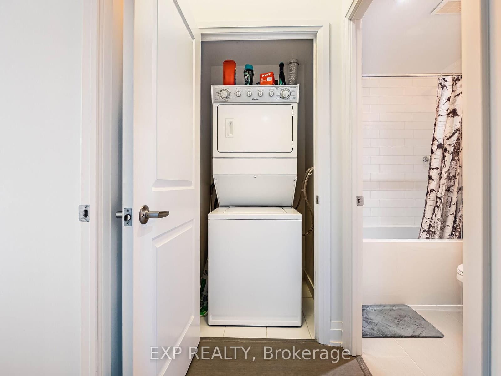 55 Speers Road, Unit 502 thumbnail 25