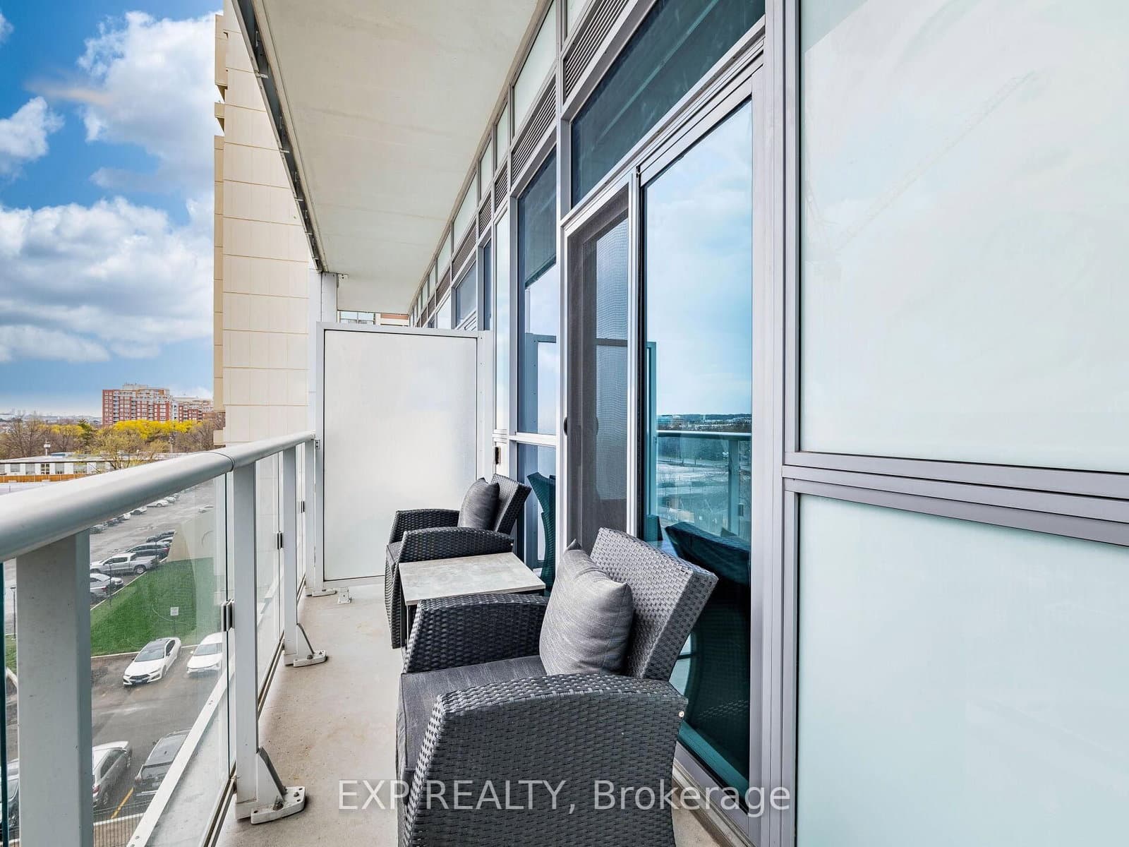 55 Speers Road, Unit 502 thumbnail 28