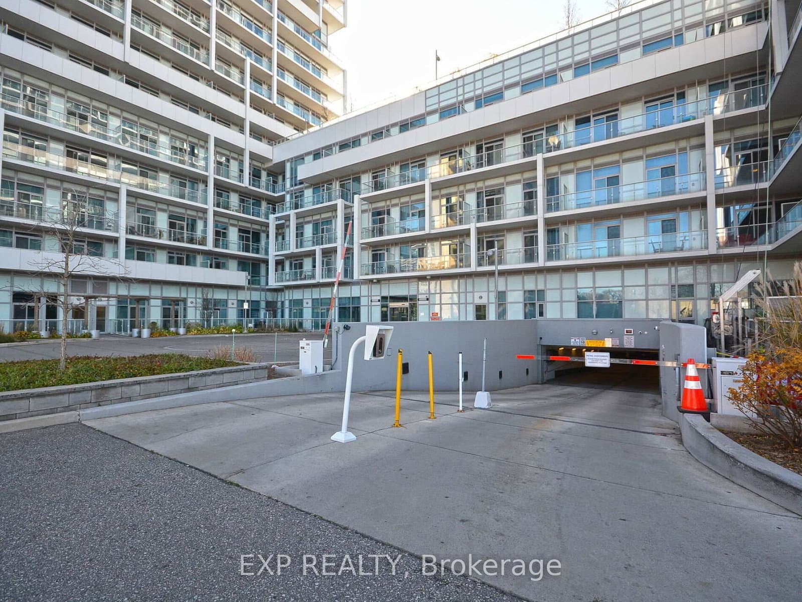 55 Speers Road, Unit 502 thumbnail 39