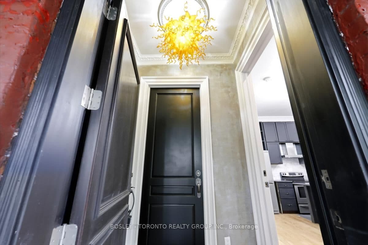 21 Lansdowne Avenue, Unit 1 thumbnail 11