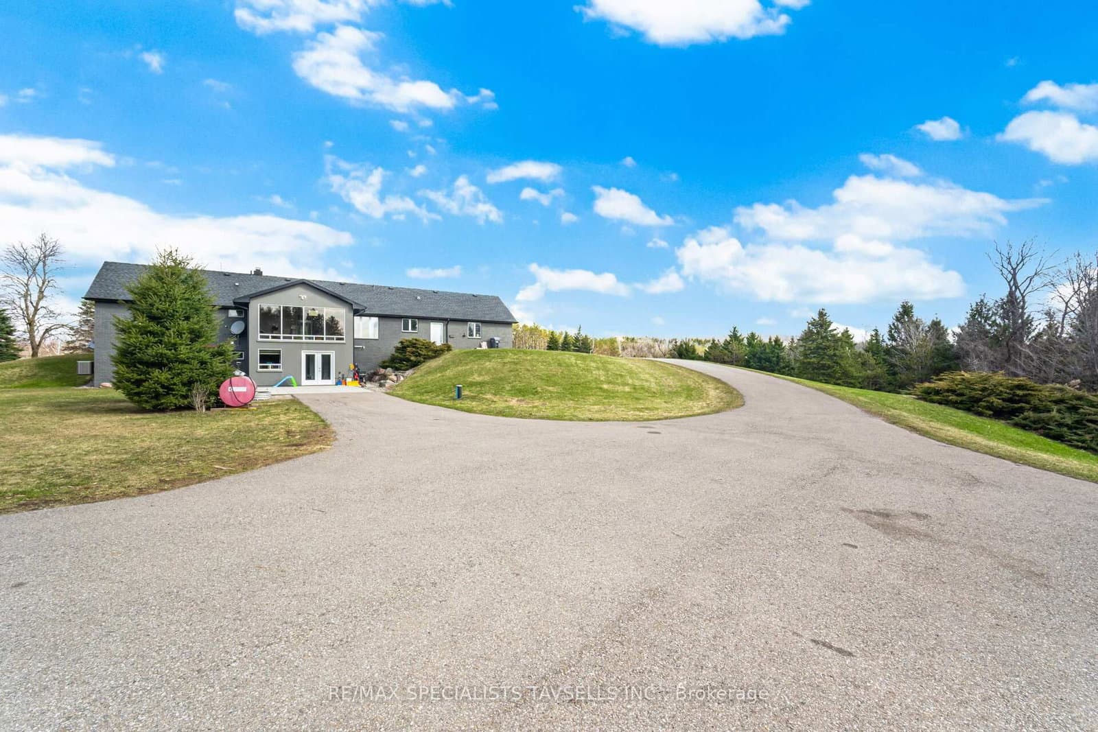 6785 Highway 9 Road thumbnail 40
