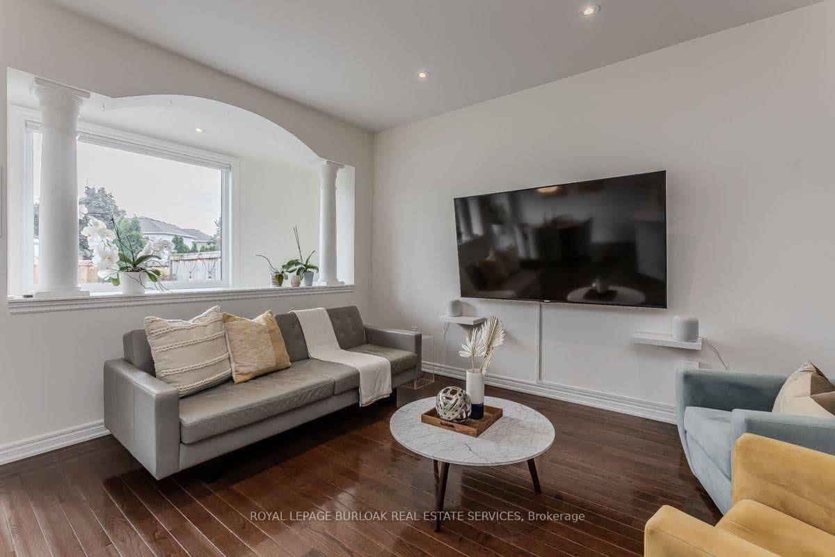 5316 Applegarth Drive thumbnail 15