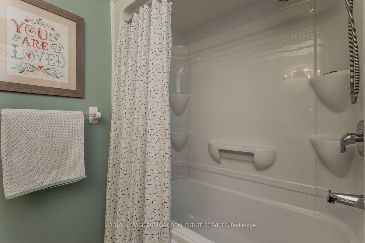 5316 Applegarth Drive thumbnail 37