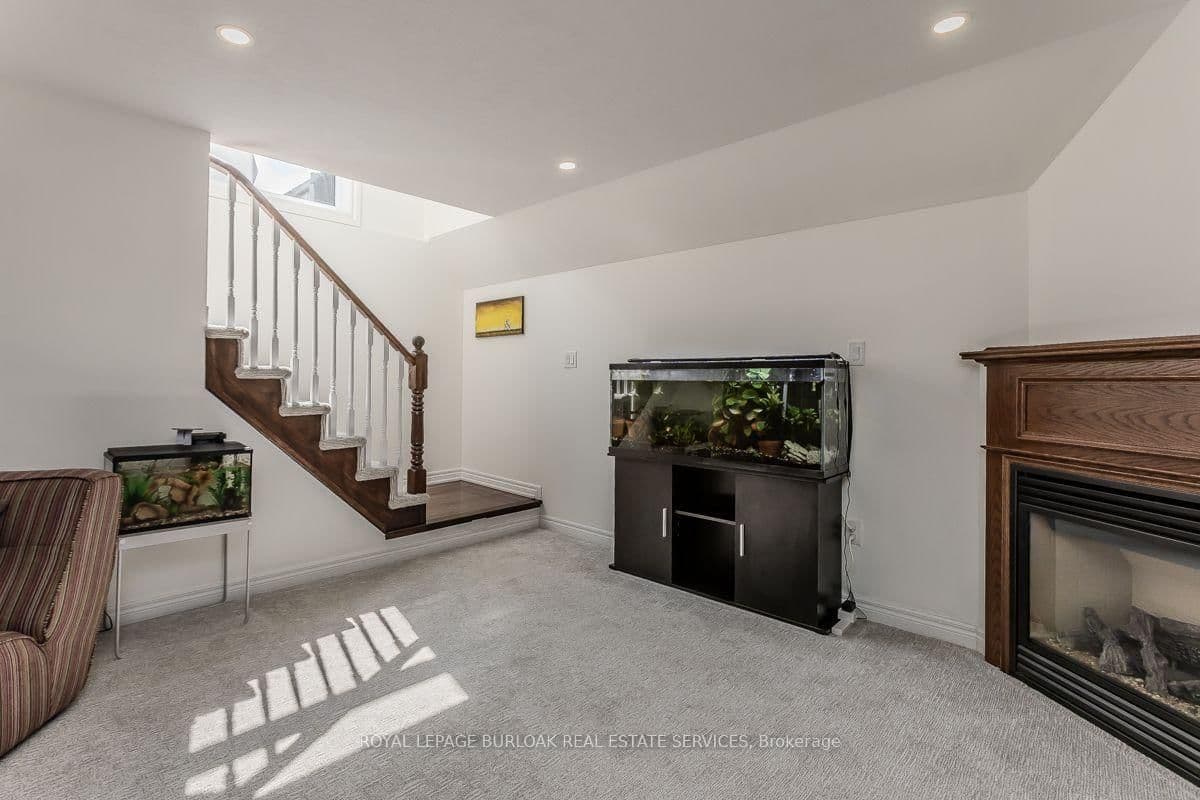 5316 Applegarth Drive thumbnail 39