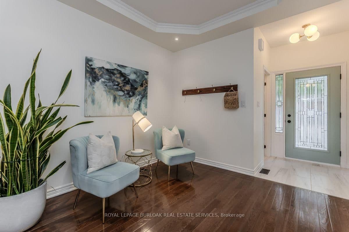 5316 Applegarth Drive thumbnail 4