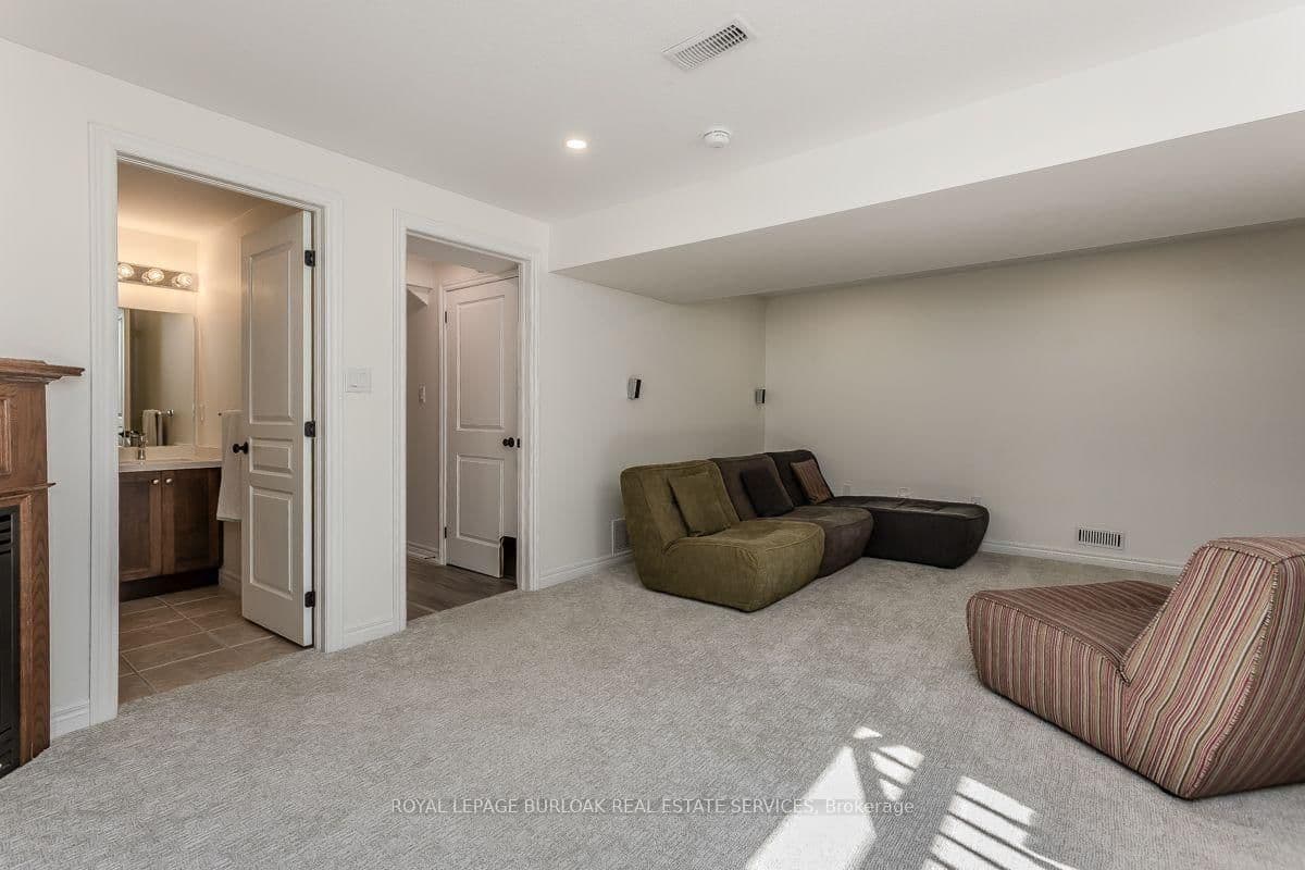 5316 Applegarth Drive thumbnail 40