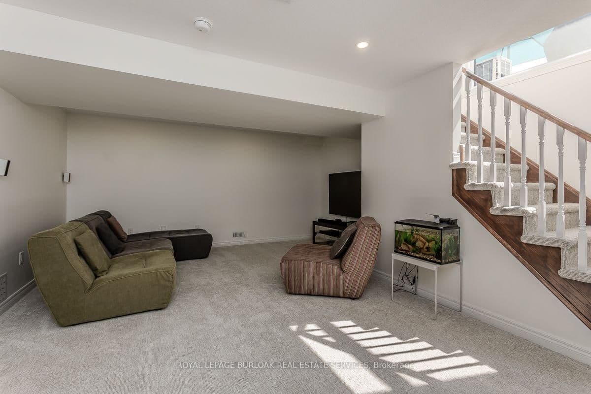 5316 Applegarth Drive thumbnail 41