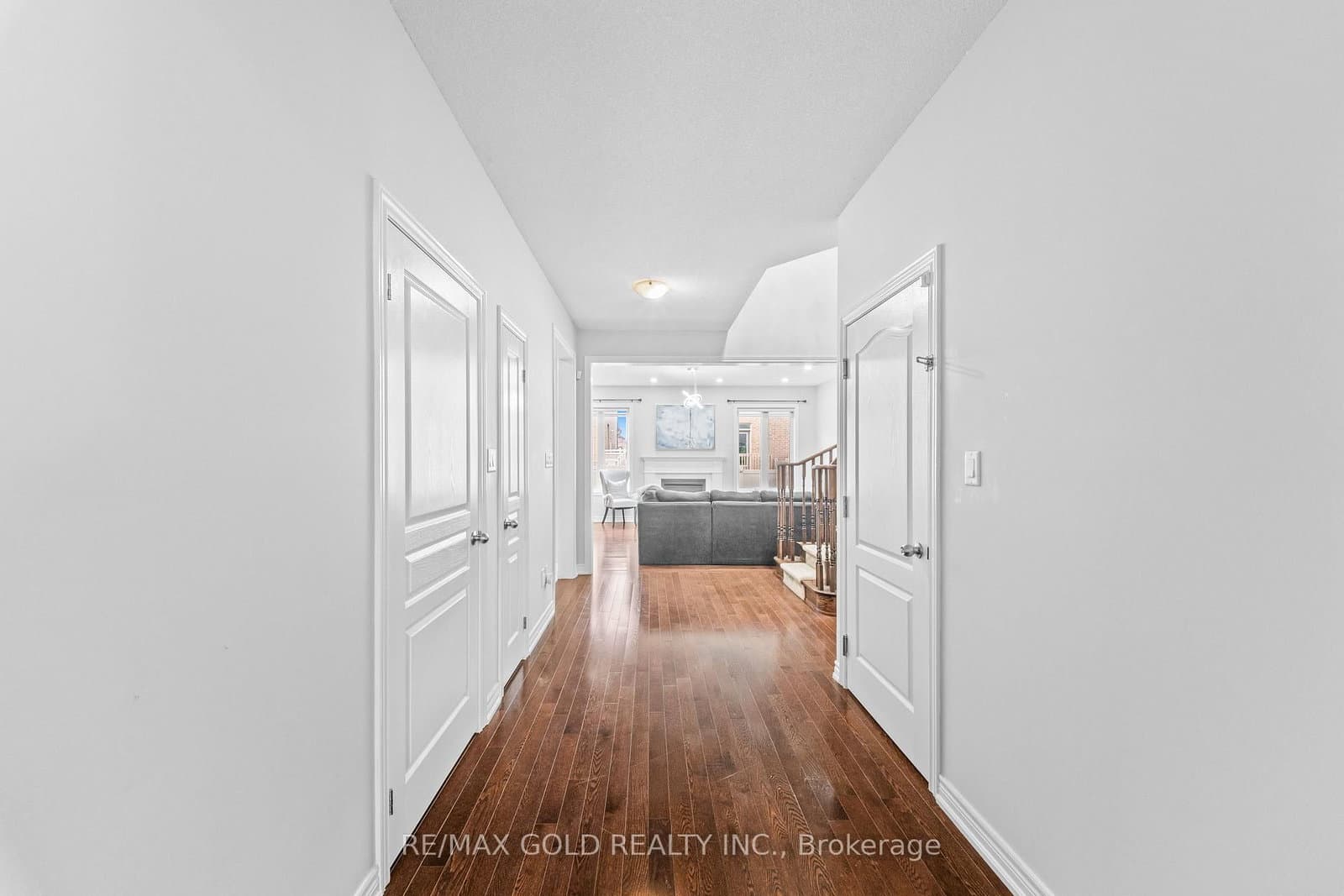 9 Goderich Drive thumbnail 10