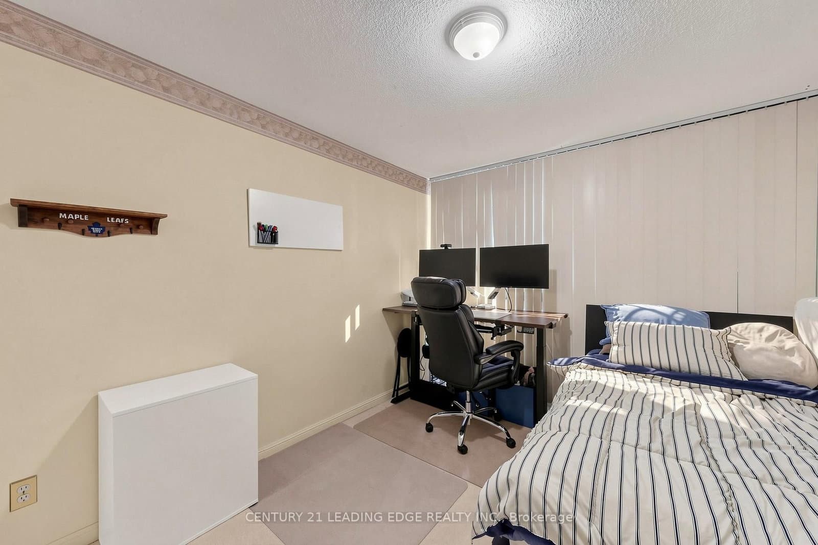 1230 Marlborough Court W, Unit 1106 thumbnail 22