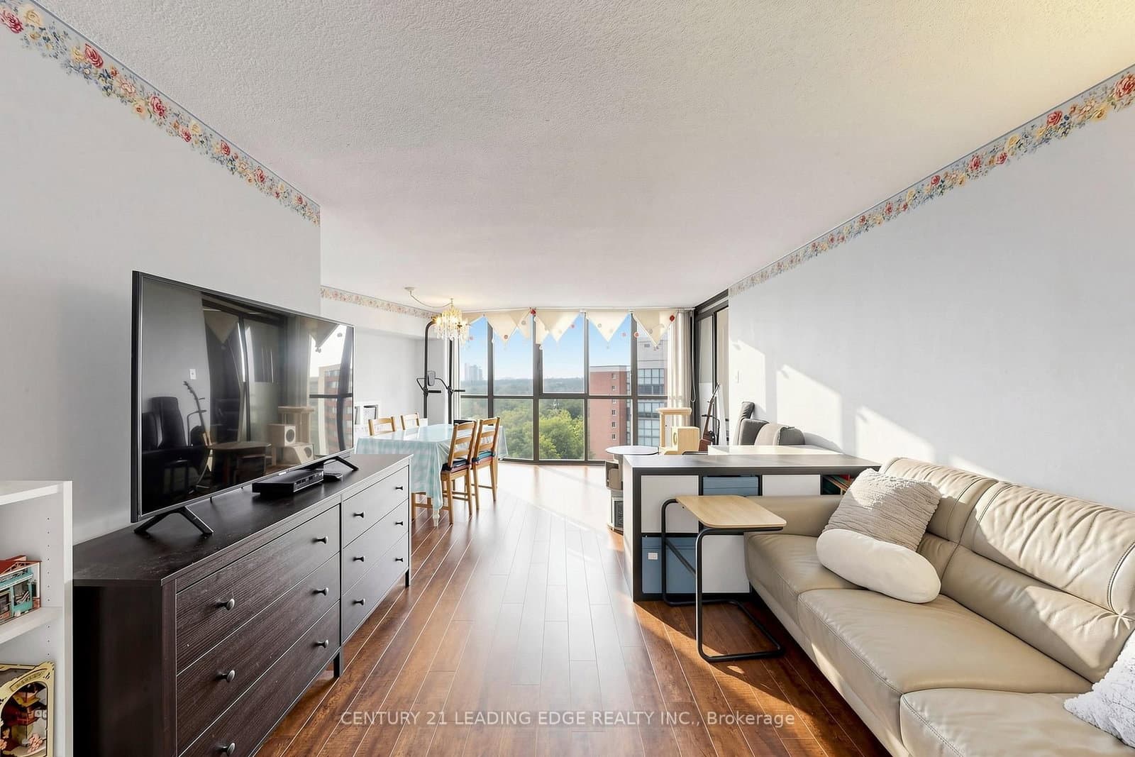 1230 Marlborough Court W, Unit 1106 thumbnail 4