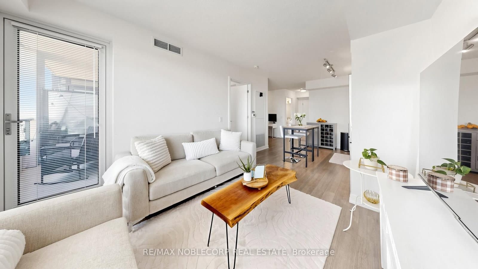 20 Thomas Riley Road, Unit 2010 - Image 1