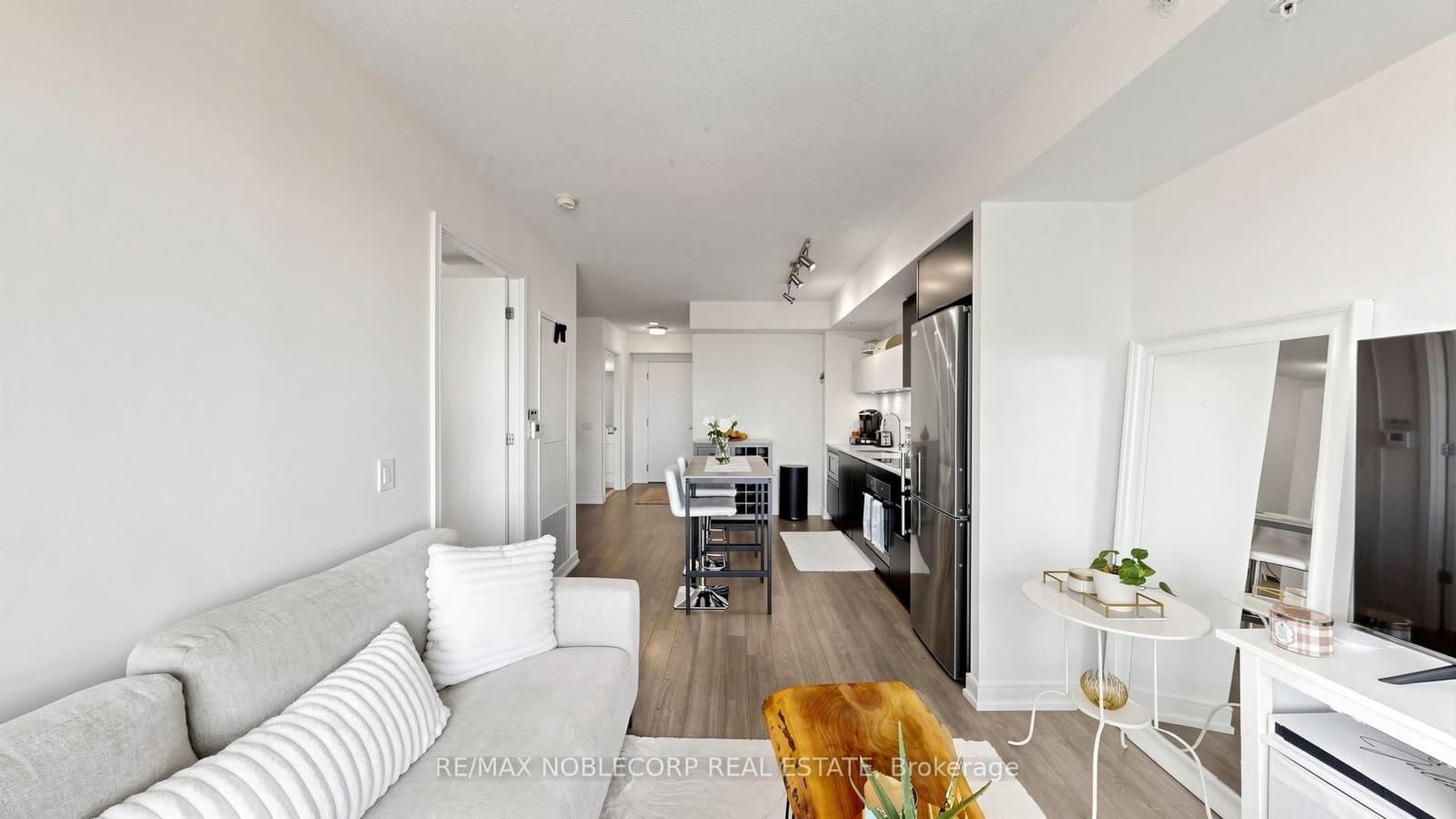 20 Thomas Riley Road, Unit 2010 thumbnail 6