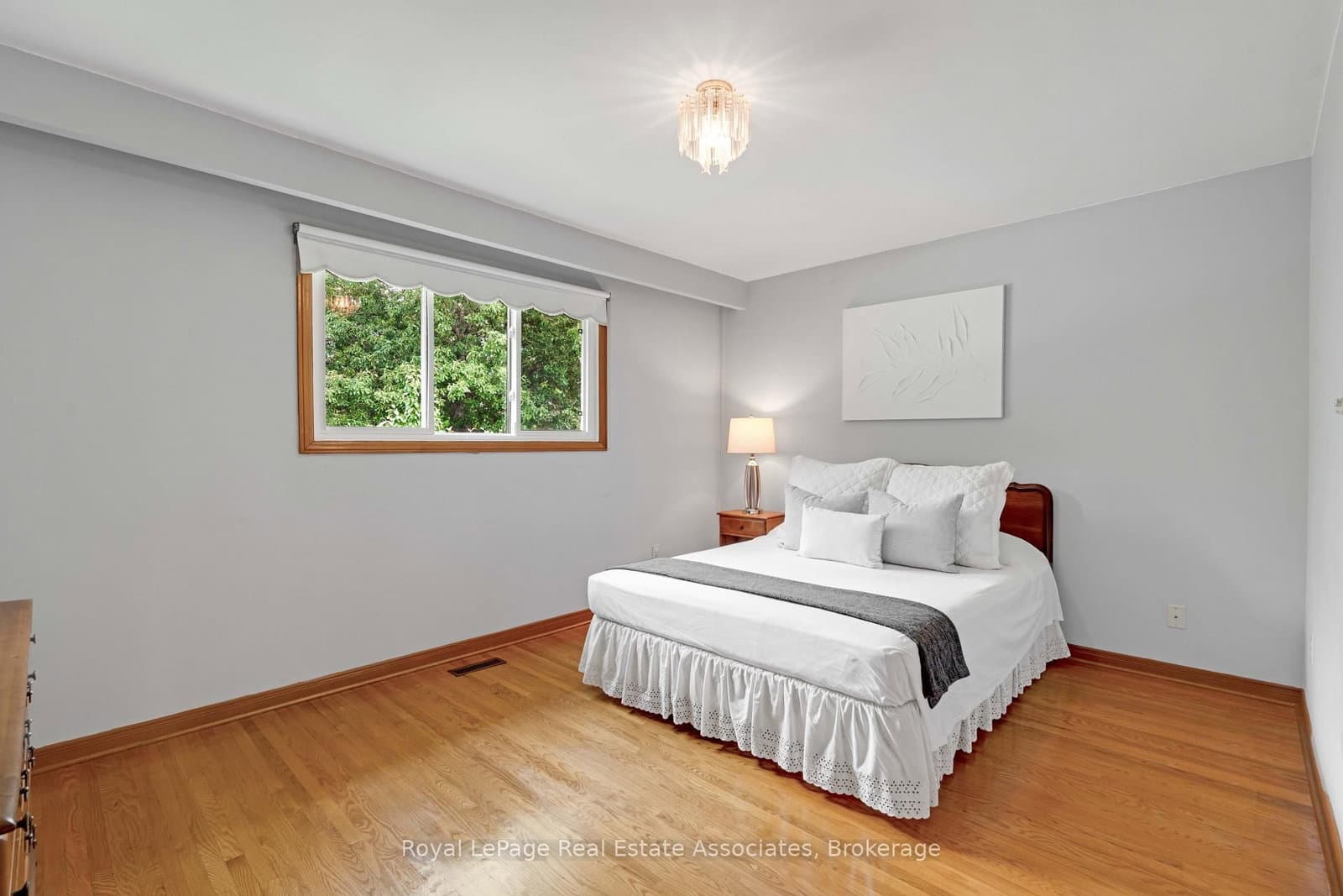 2535 Privet Crescent thumbnail 23
