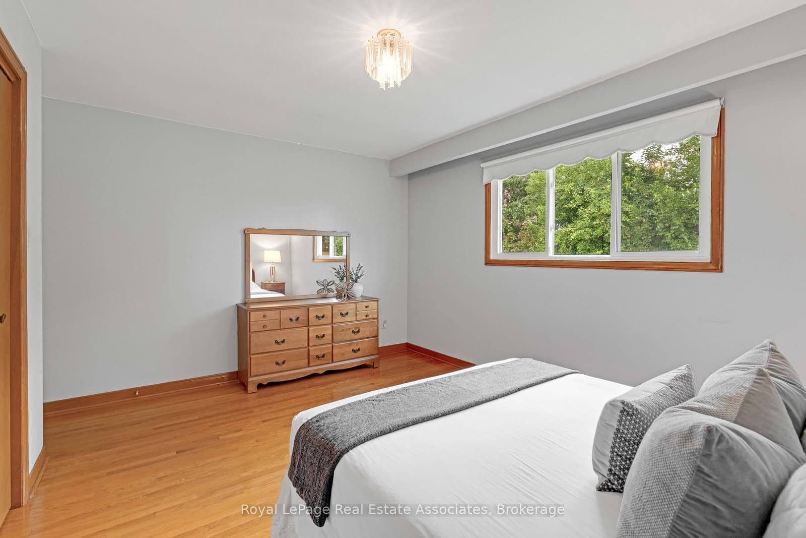 2535 Privet Crescent thumbnail 24