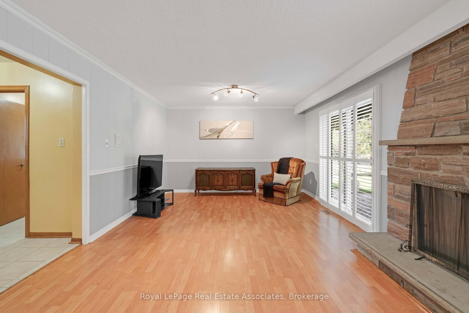 2535 Privet Crescent thumbnail 31