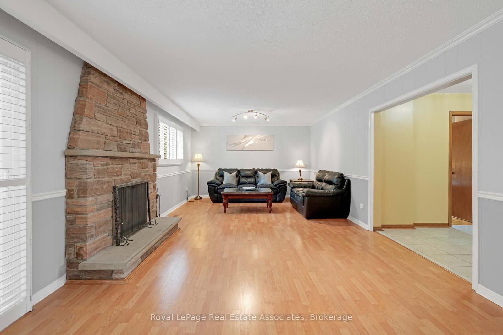 2535 Privet Crescent thumbnail 33