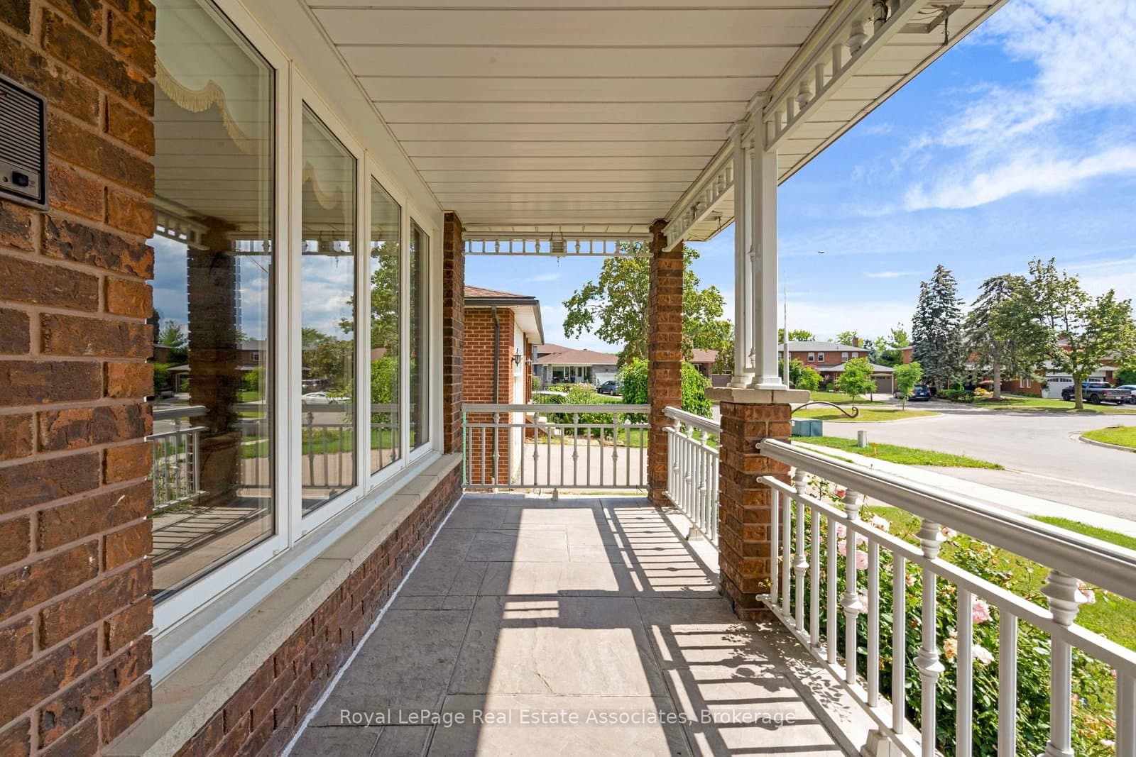2535 Privet Crescent thumbnail 5