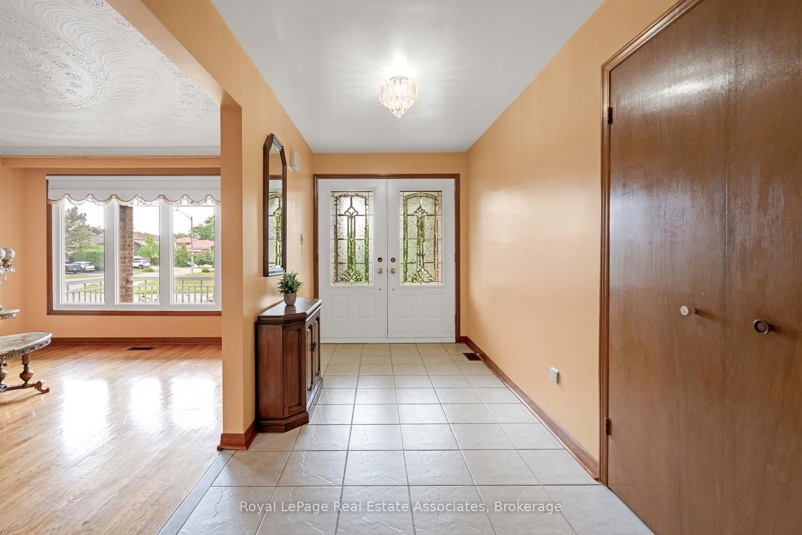 2535 Privet Crescent thumbnail 6