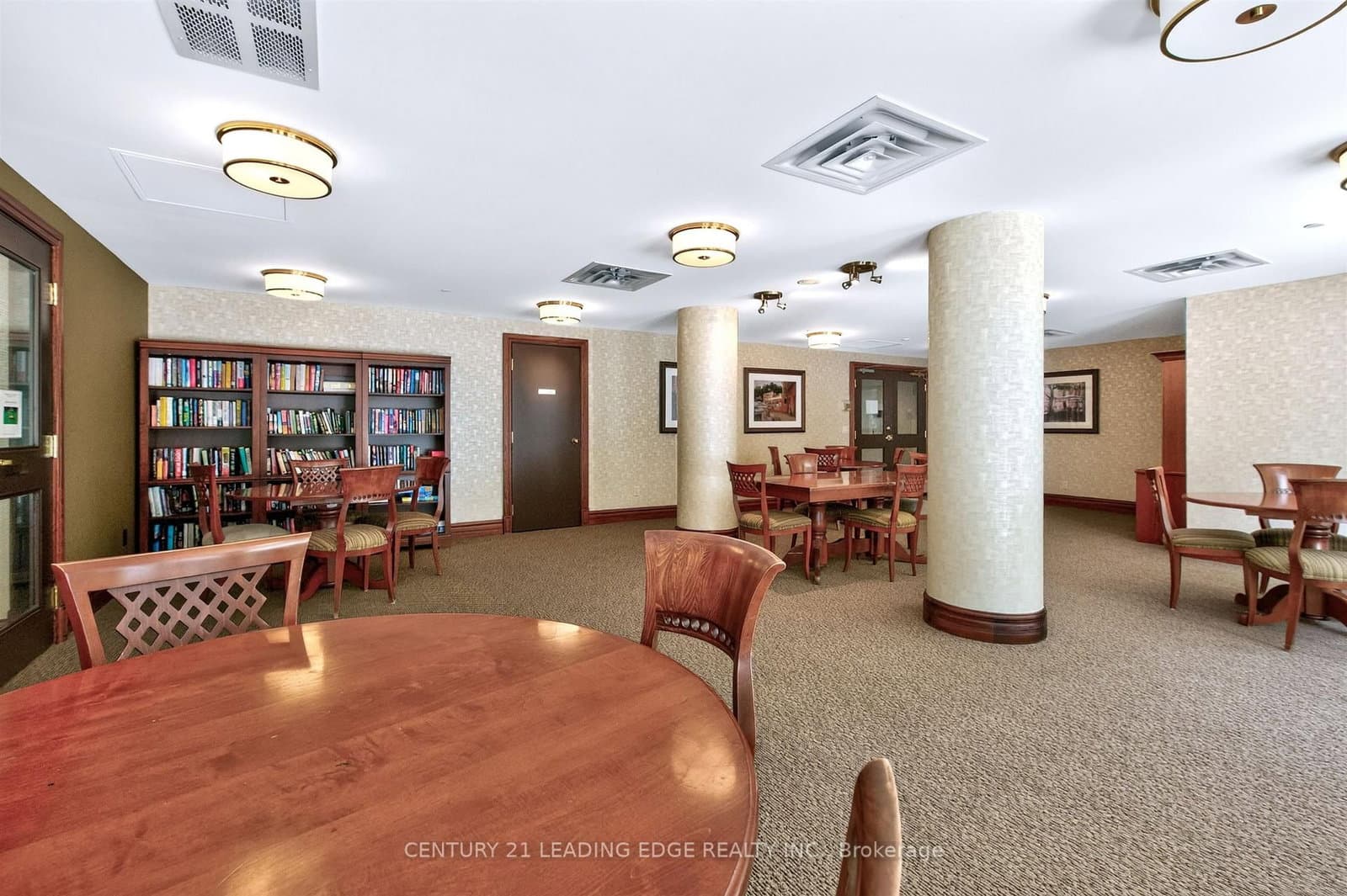 2585 Erin Centre Boulevard, Unit 403 thumbnail 19