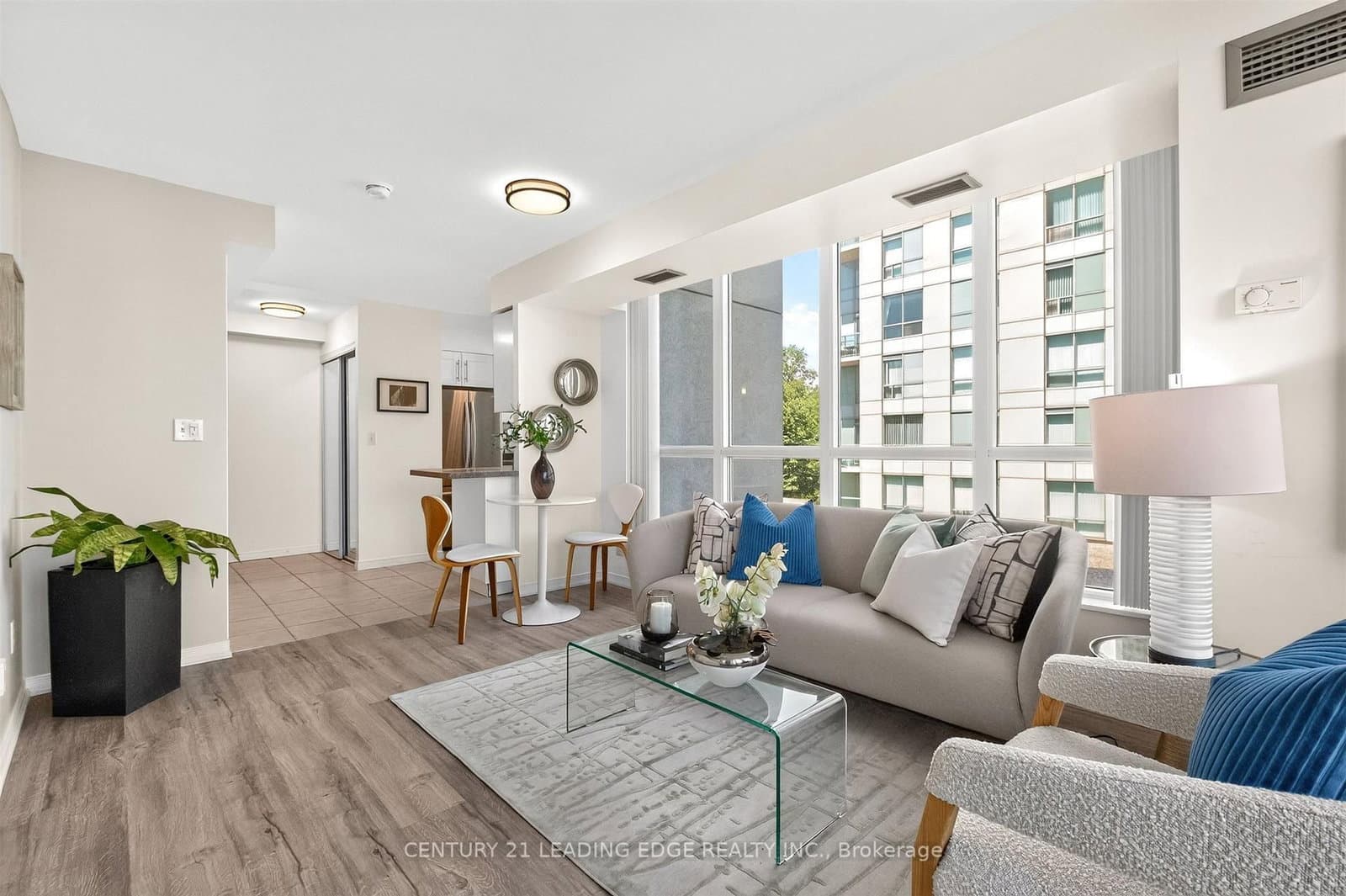 2585 Erin Centre Boulevard, Unit 403 thumbnail 6