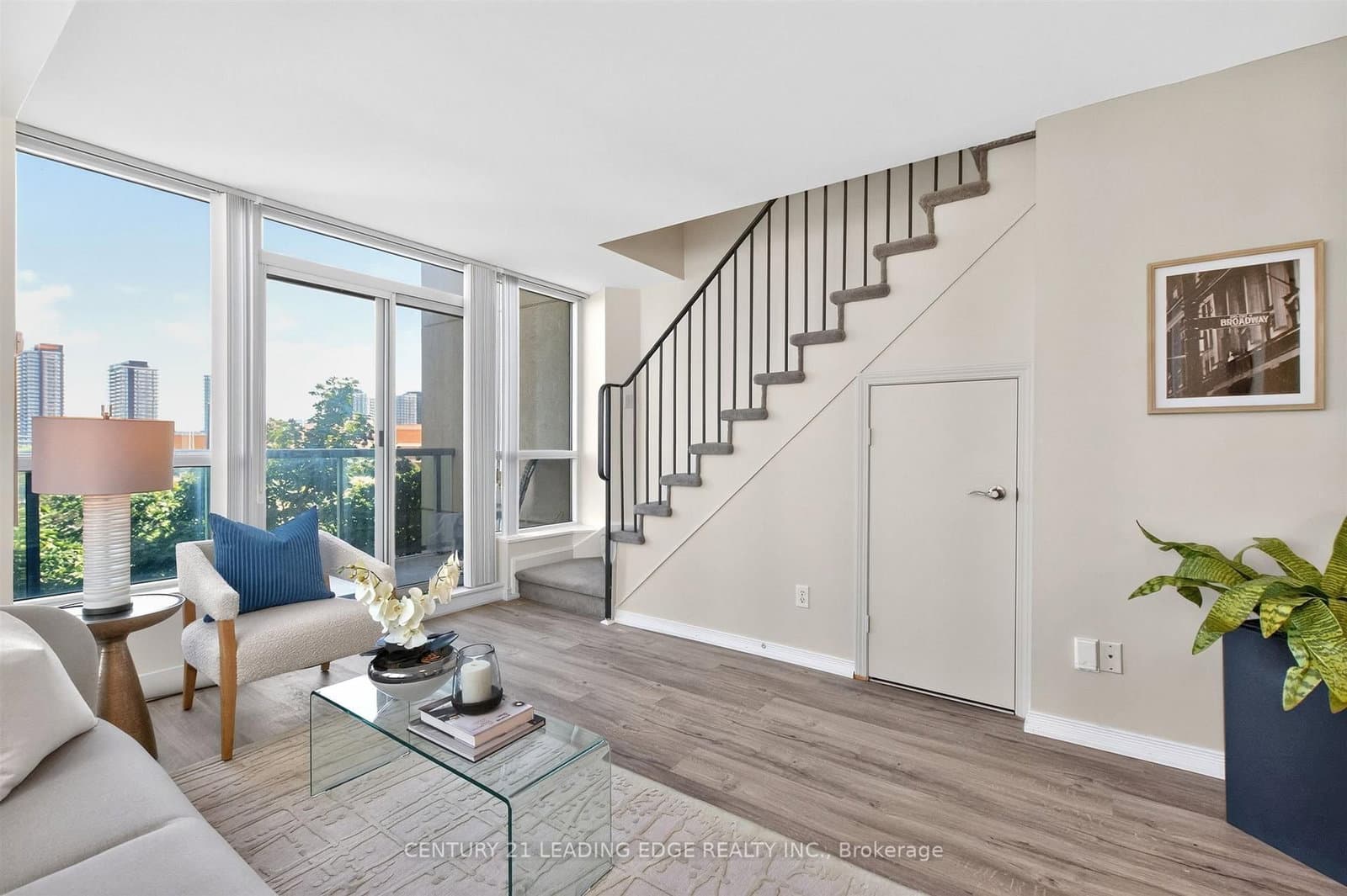 2585 Erin Centre Boulevard, Unit 403 thumbnail 7