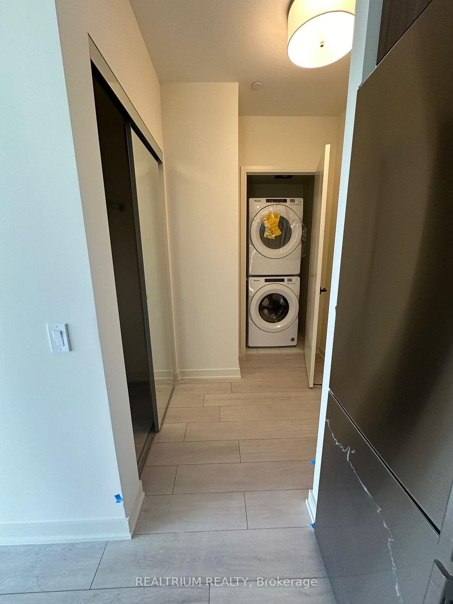 8010 Derry Road, Unit 303 thumbnail 3