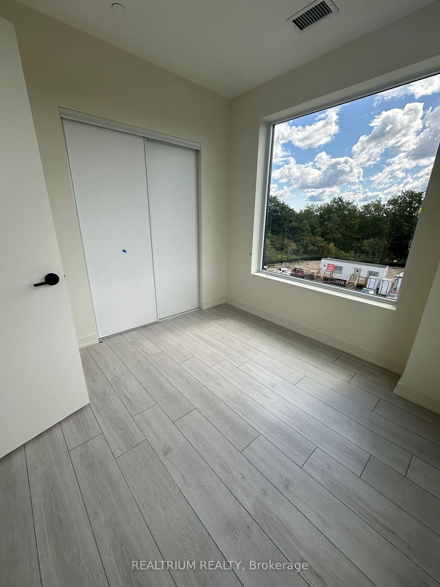 8010 Derry Road, Unit 303 thumbnail 8