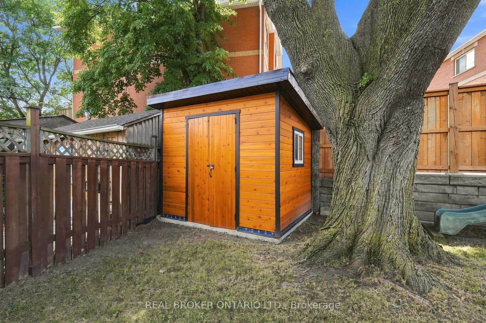 671 Scarlett Road thumbnail 46