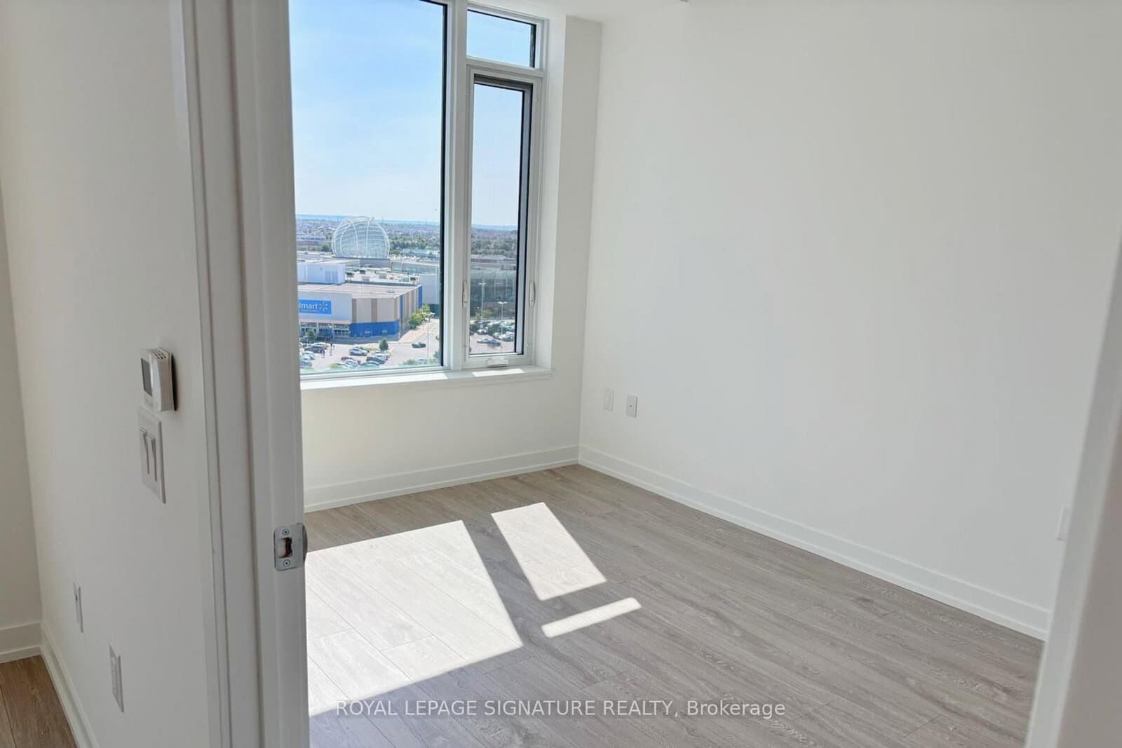 2485 Eglinton Avenue W, Unit 1321 thumbnail 10