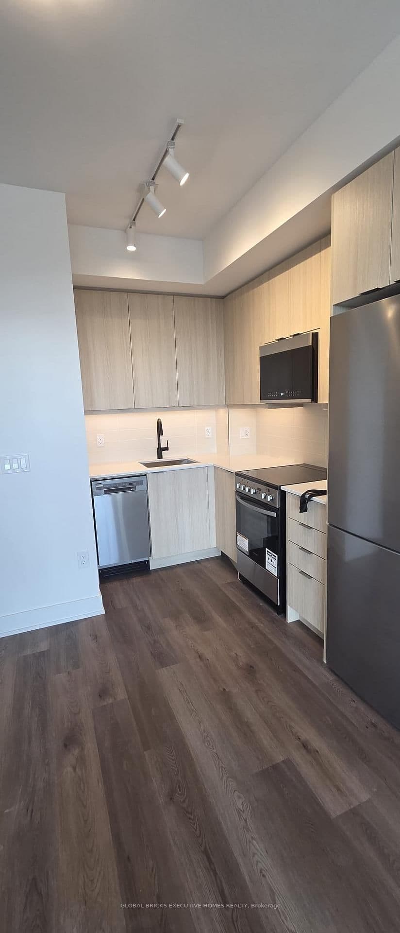 115 Nipissing Road, Unit 1012B thumbnail 3