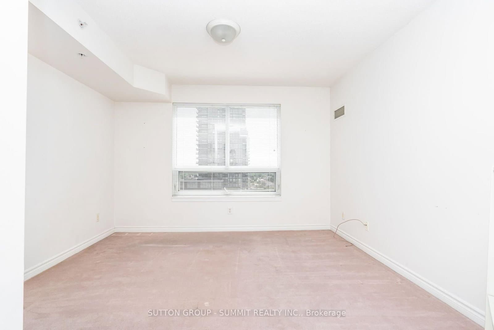350 PRINCESS ROYAL Drive, Unit 1505 thumbnail 16