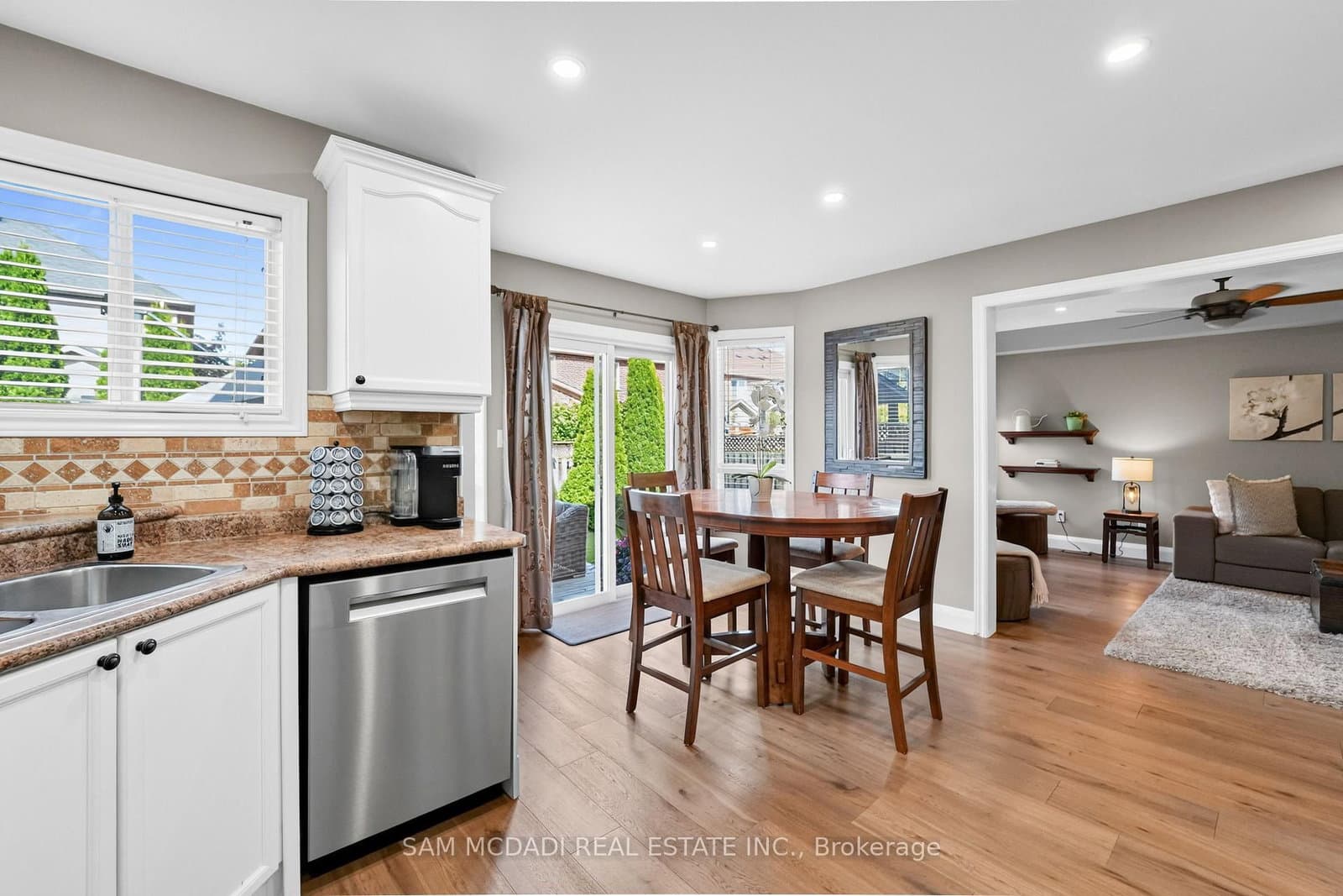 2191 Coldwater Street thumbnail 14