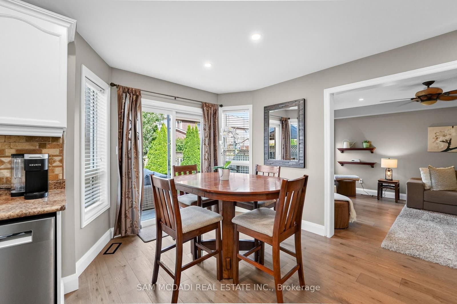 2191 Coldwater Street thumbnail 15