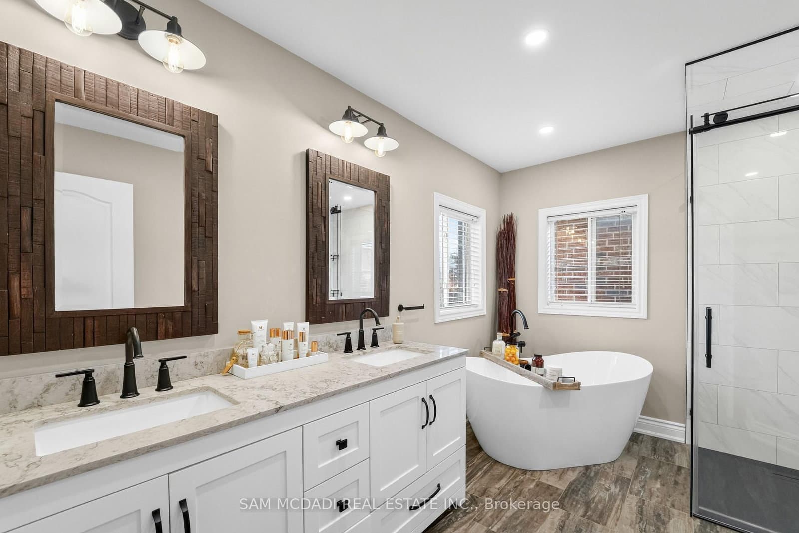 2191 Coldwater Street thumbnail 20