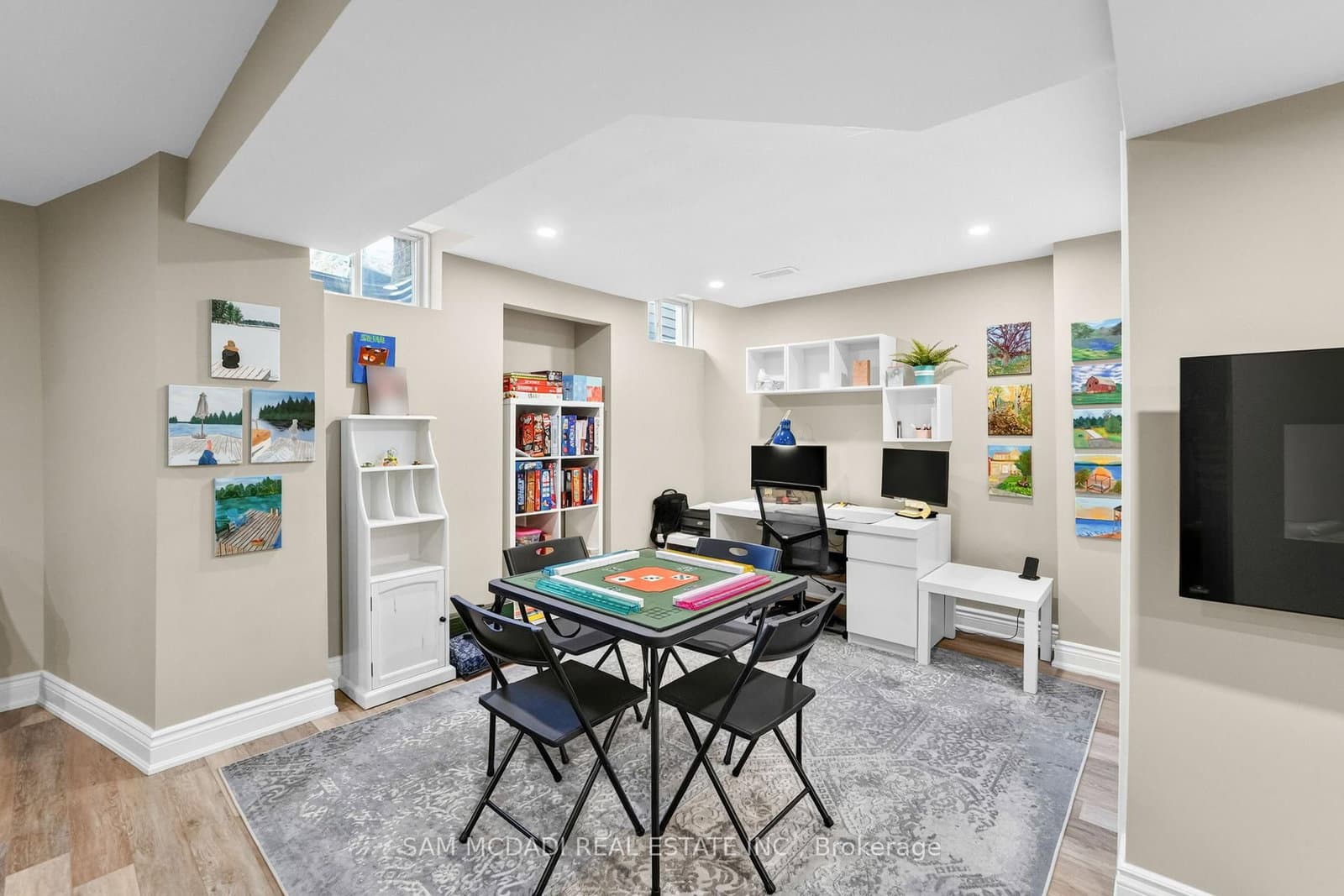 2191 Coldwater Street thumbnail 32