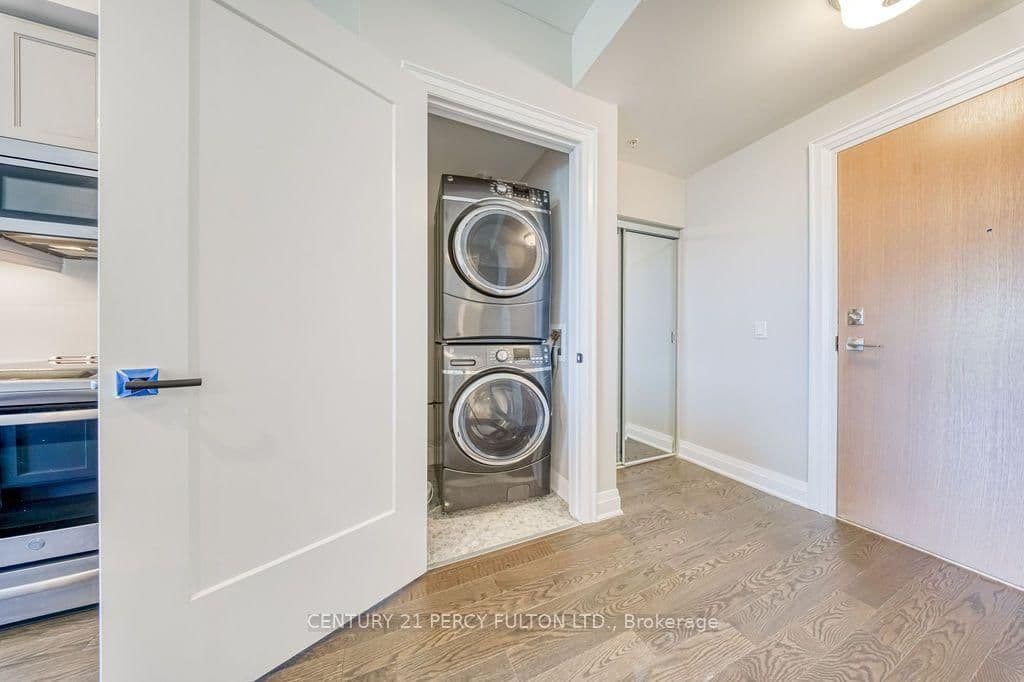 1105 Leger Way, Unit 220 thumbnail 34
