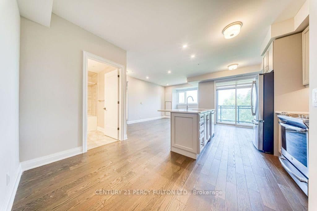 1105 Leger Way, Unit 220 thumbnail 8