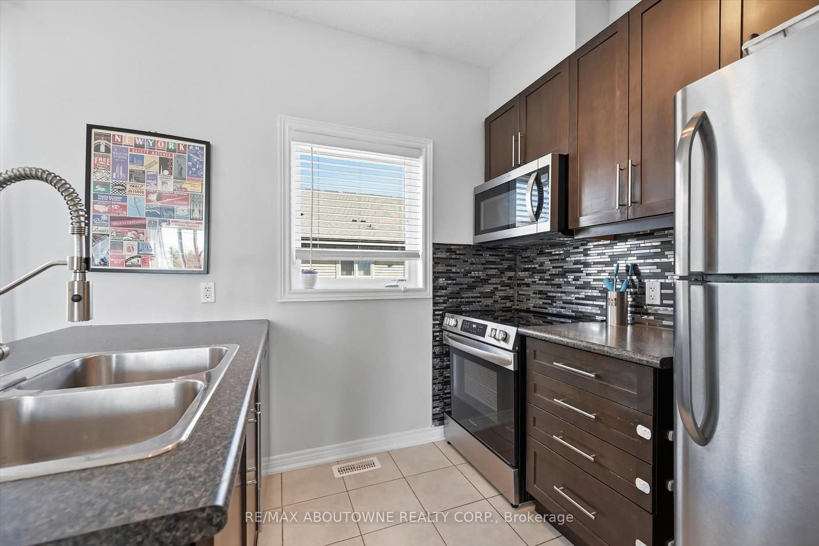 2985 Jackson Drive, Unit 10 thumbnail 11