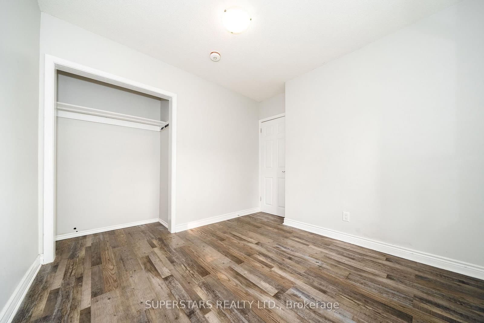 6 Meadowland Drive thumbnail 14