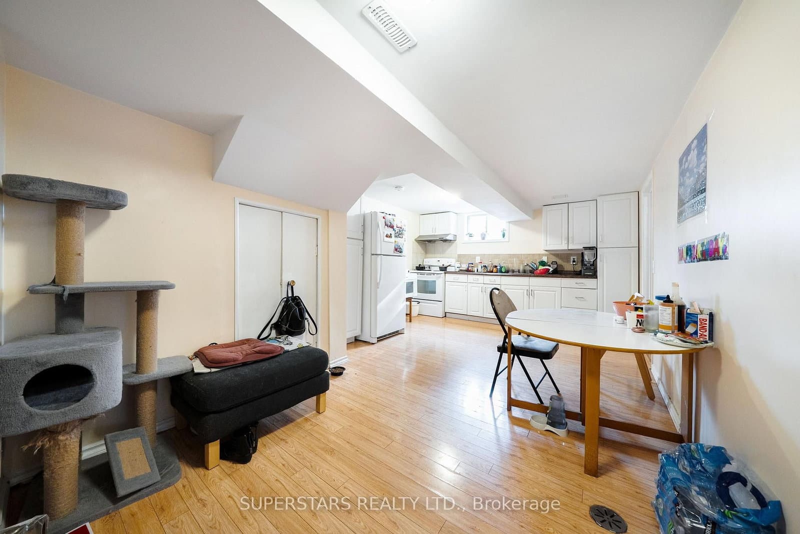 6 Meadowland Drive thumbnail 17