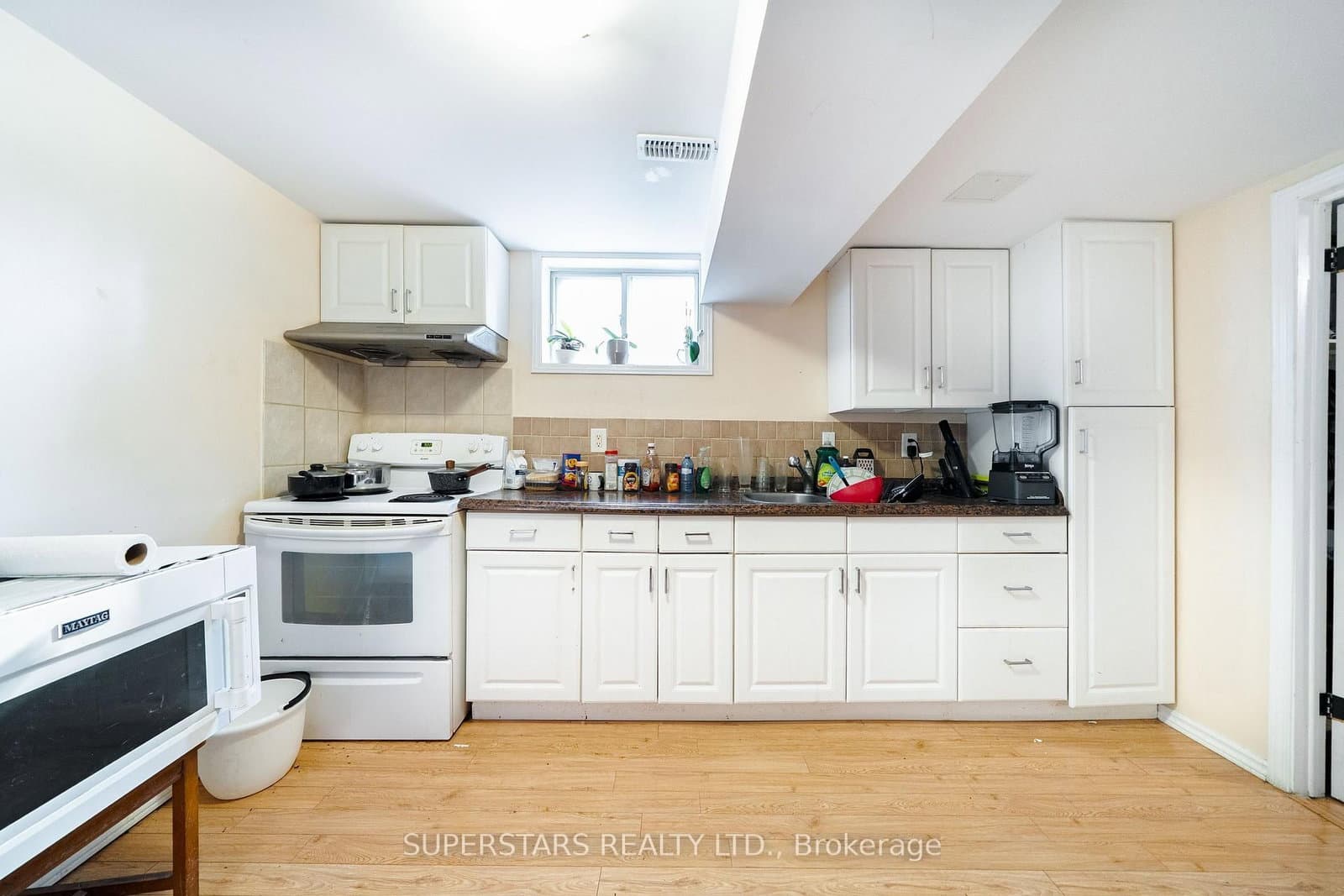 6 Meadowland Drive thumbnail 18