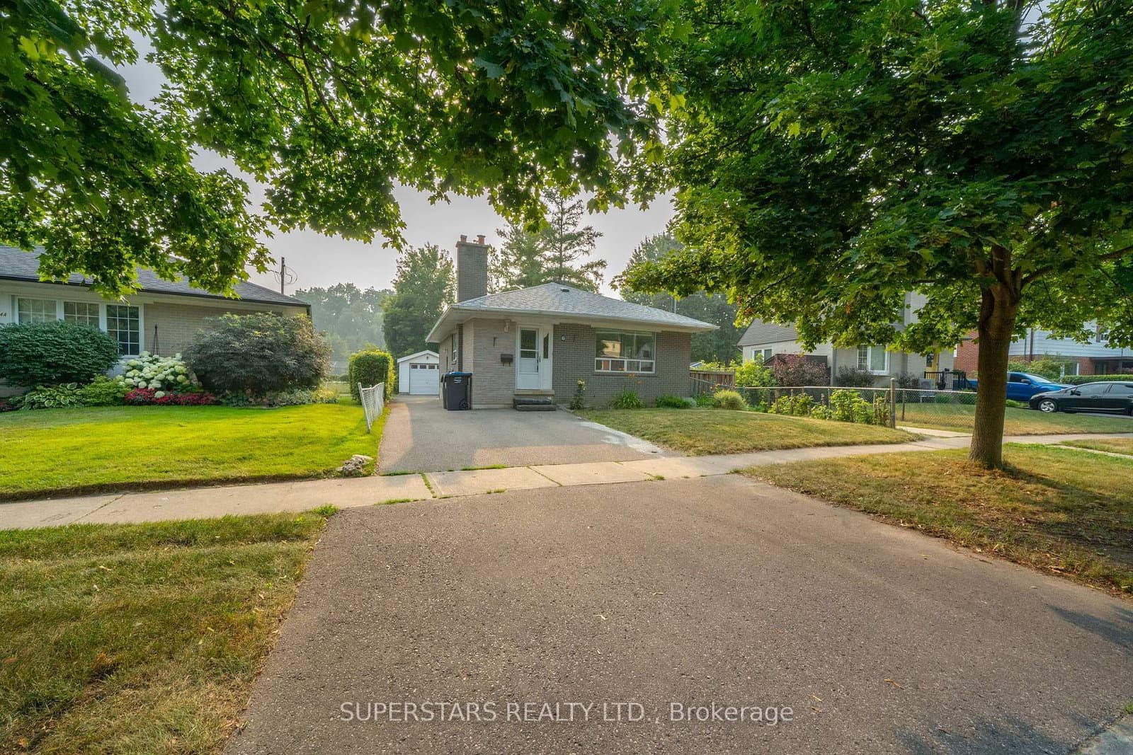 6 Meadowland Drive thumbnail 2
