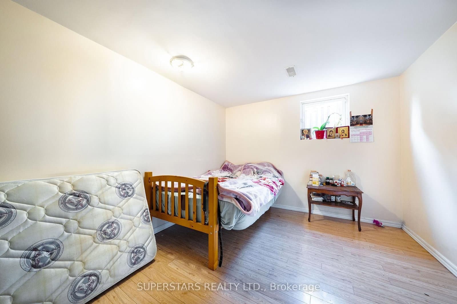 6 Meadowland Drive thumbnail 20