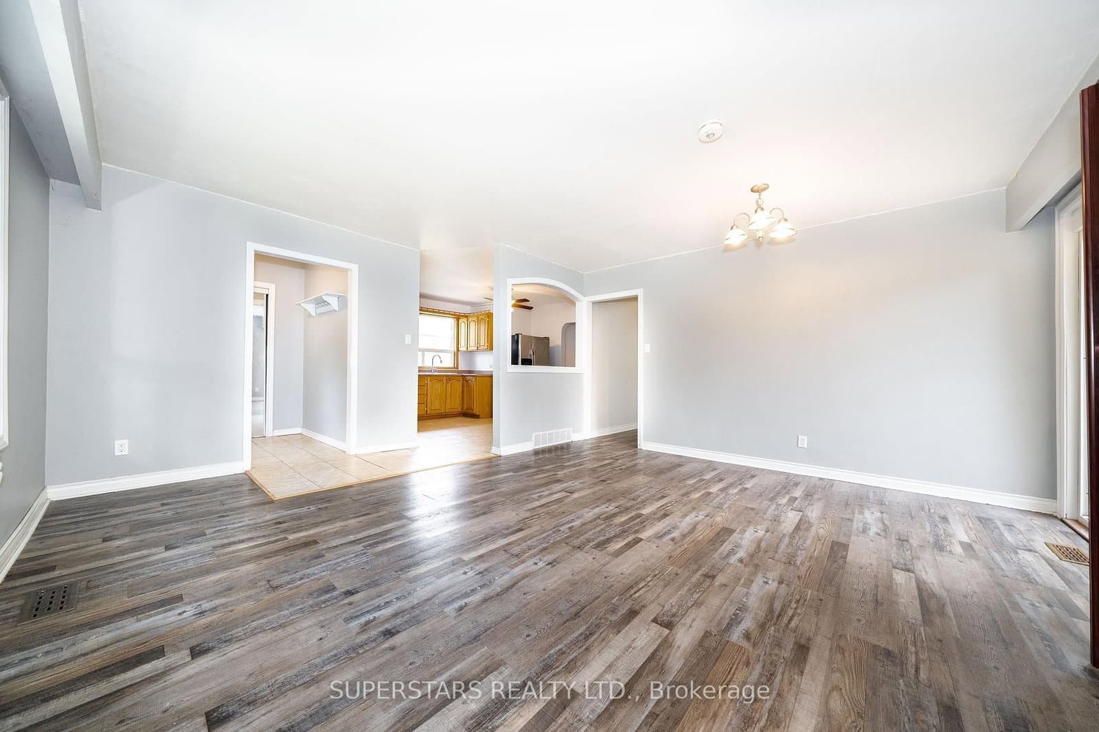 6 Meadowland Drive thumbnail 4