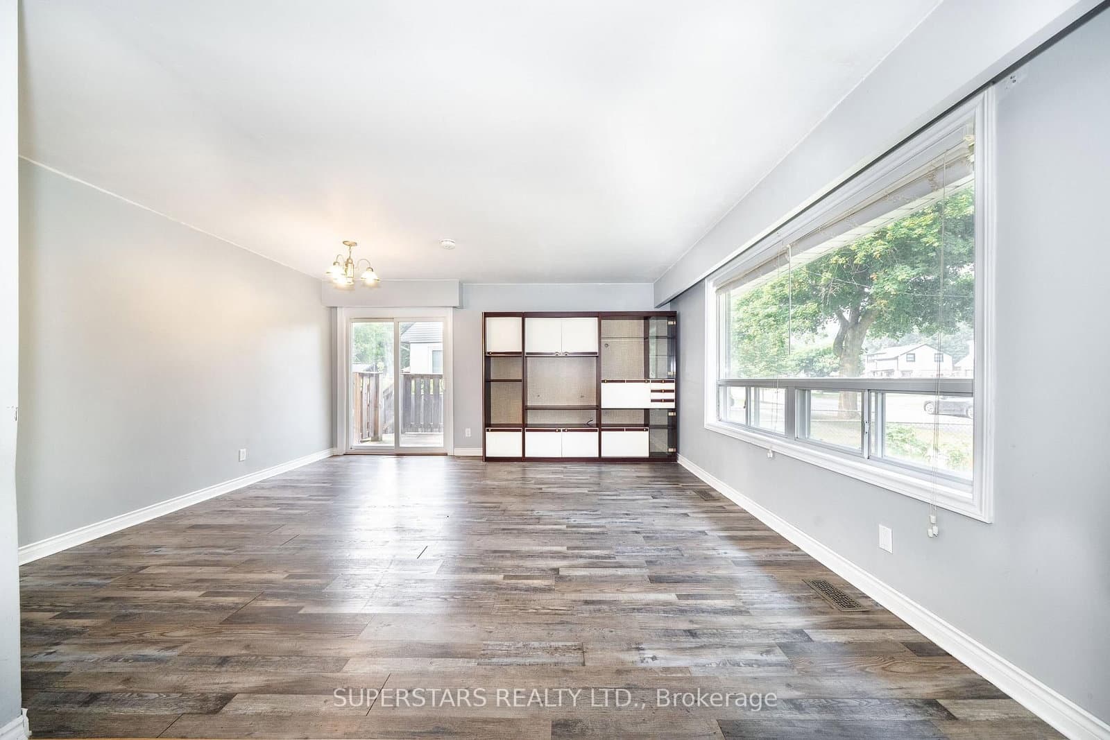 6 Meadowland Drive thumbnail 5