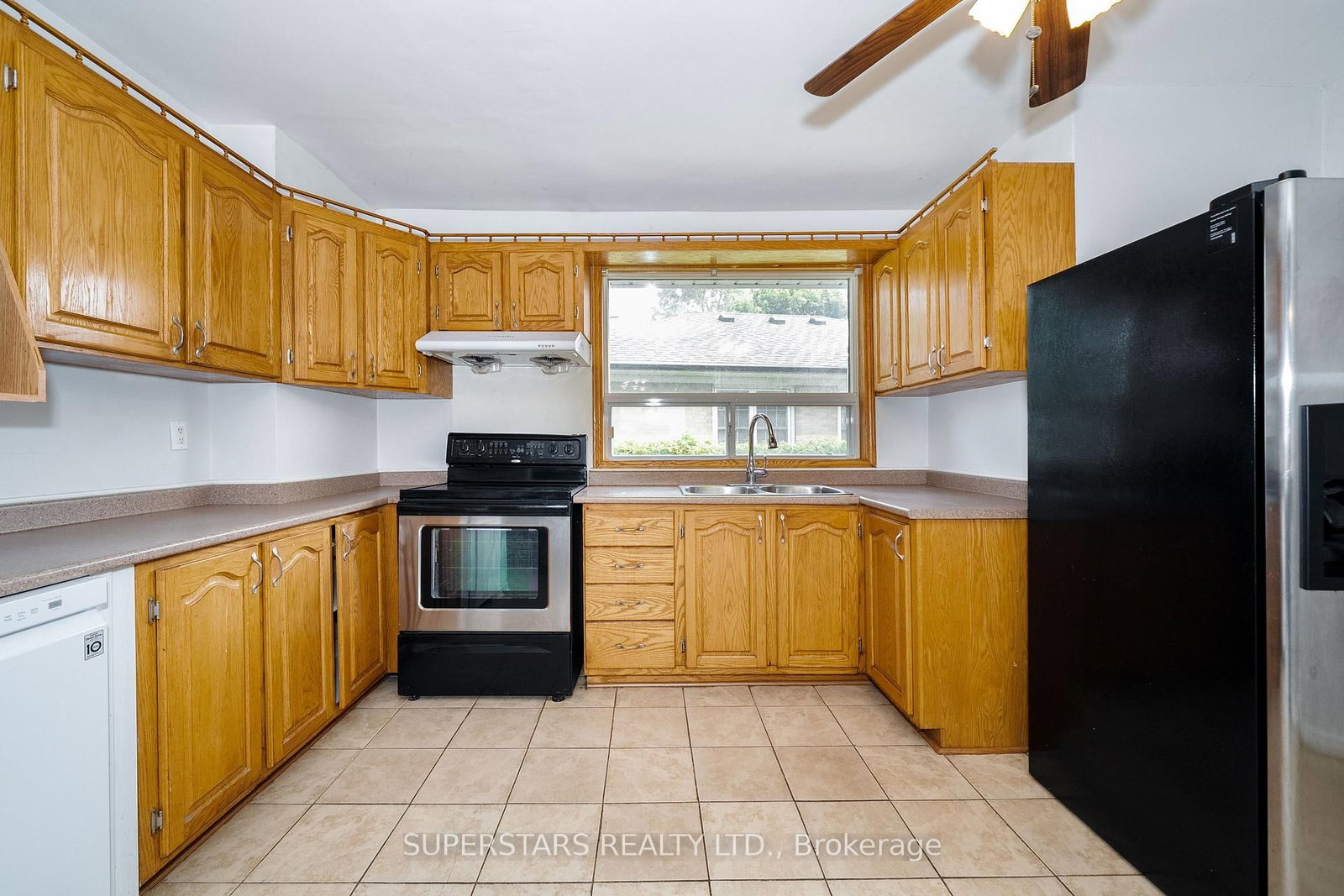 6 Meadowland Drive thumbnail 8