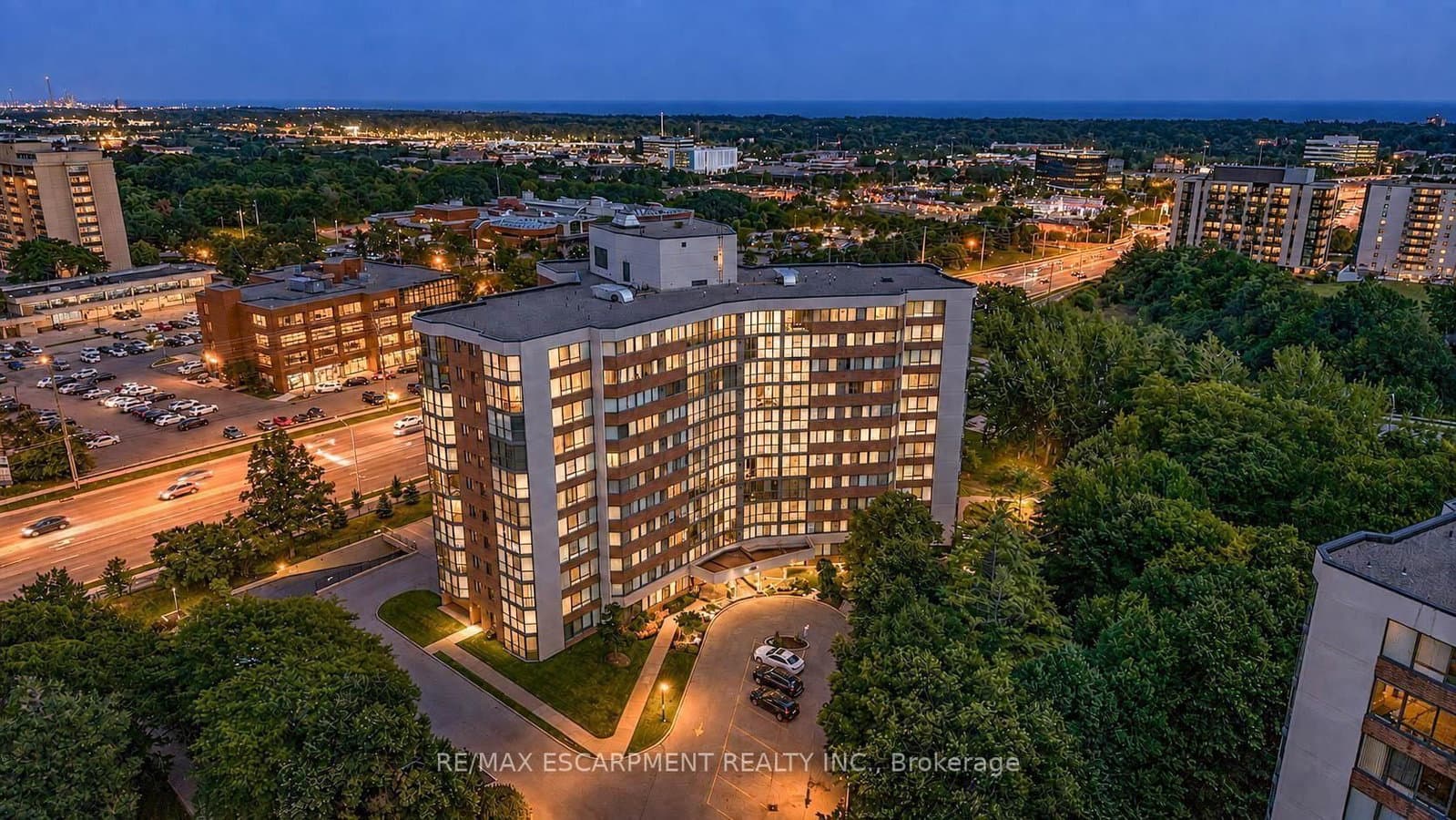 1230 Marlborough Court, Unit 202 - Image 1